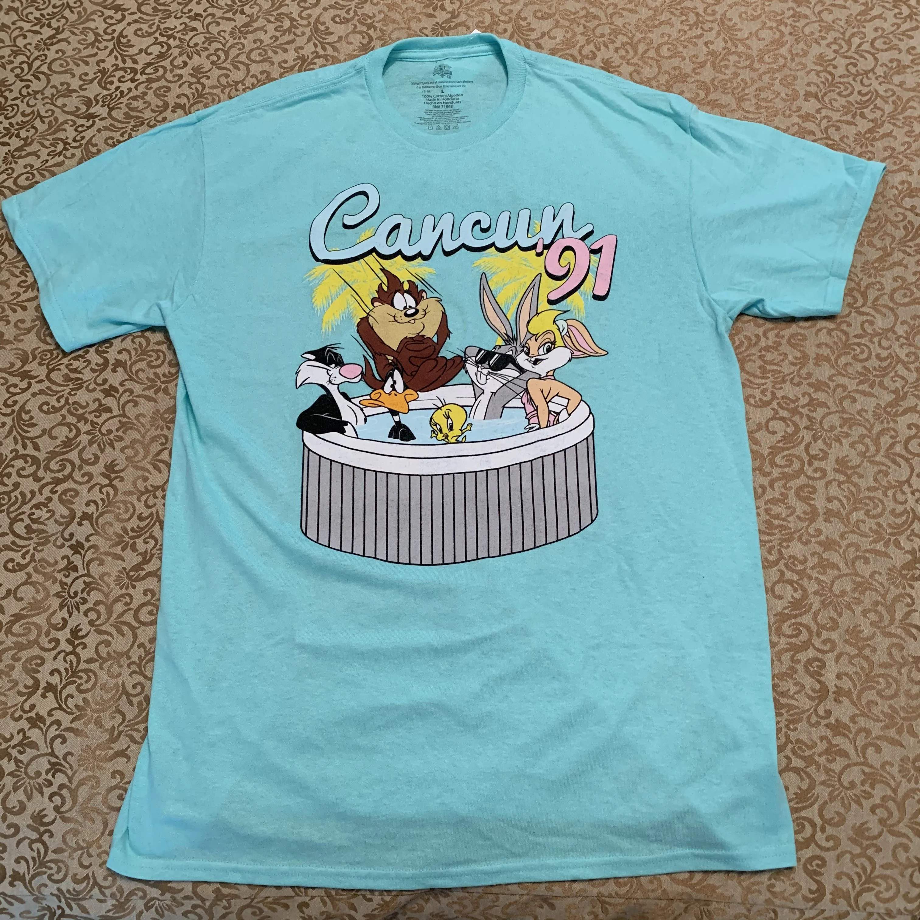 Deadstock Retro Style Loony Tunes Cancun 91 Tee