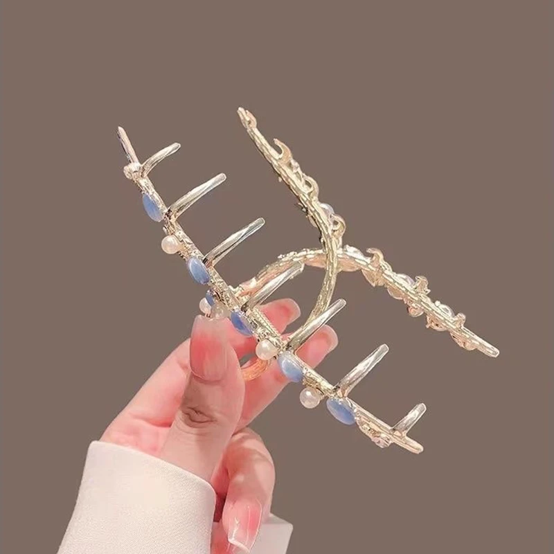 High-end-Opal Perle Strass Blatt Haar Klaue Shark Clip frauen Hinterkopf Haar Grip Legierung Koreanischen Stil haar Zubehör