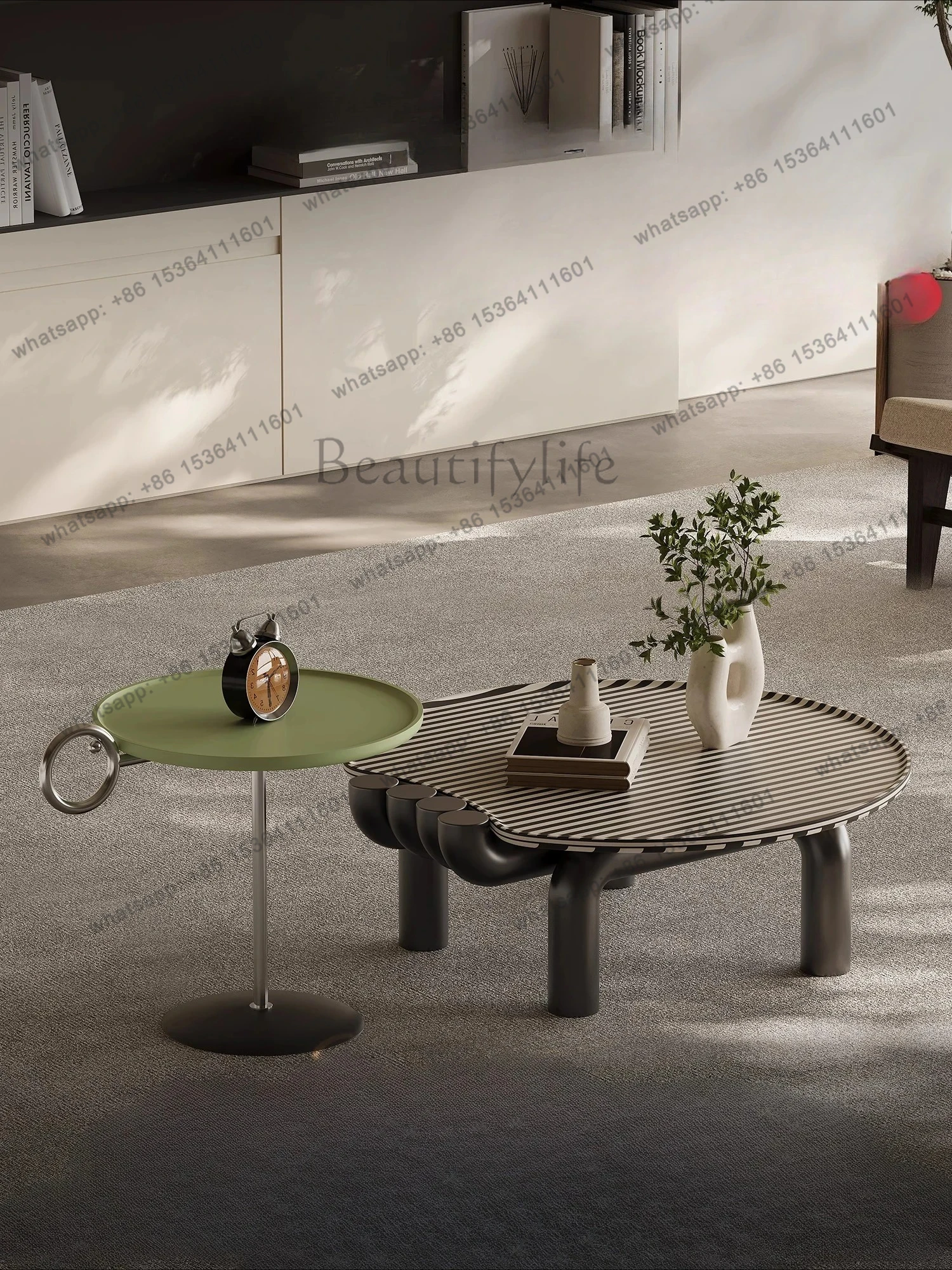 Combinazione di tavolini in metallo italiano dimensioni artistiche vernice rotonda a strisce soggiorno piccolo appartamento casa designer