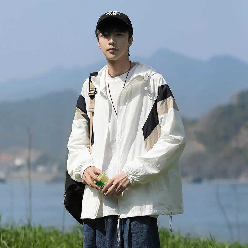 

Sunscreen Thin Outwear Breathable Comfortable Outdoor Jacket With Hood Fashion Casual Style Roupas Masculinas High Quality Coat