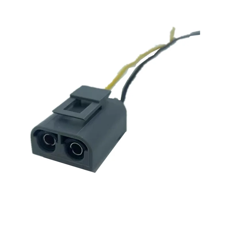 Sensor Plug For SIONTRUK HOWO T5G T7H HOHAN Cab Lock Sensing Switch Sensor Plug Connector Truck Parts