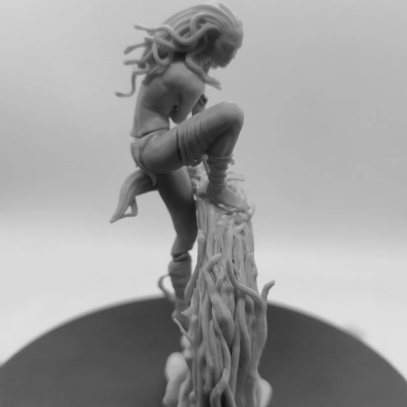 امرأة مصابة Nsfw لتقوم بها بنفسك 1/24 مقياس الراتنج تجميع أطقم منمذجة لعبة التماثيل المفككة وغير المطلية