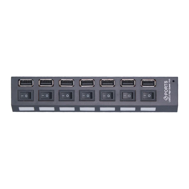 Schwarzer Kunststoff-USB-2.0-Hub mit sieben Anschlüssen, mit sechs einzelnen Schaltern sowie zwei zusätzlichen, rechtsseitig gekennzeichneten Anschlüssen.