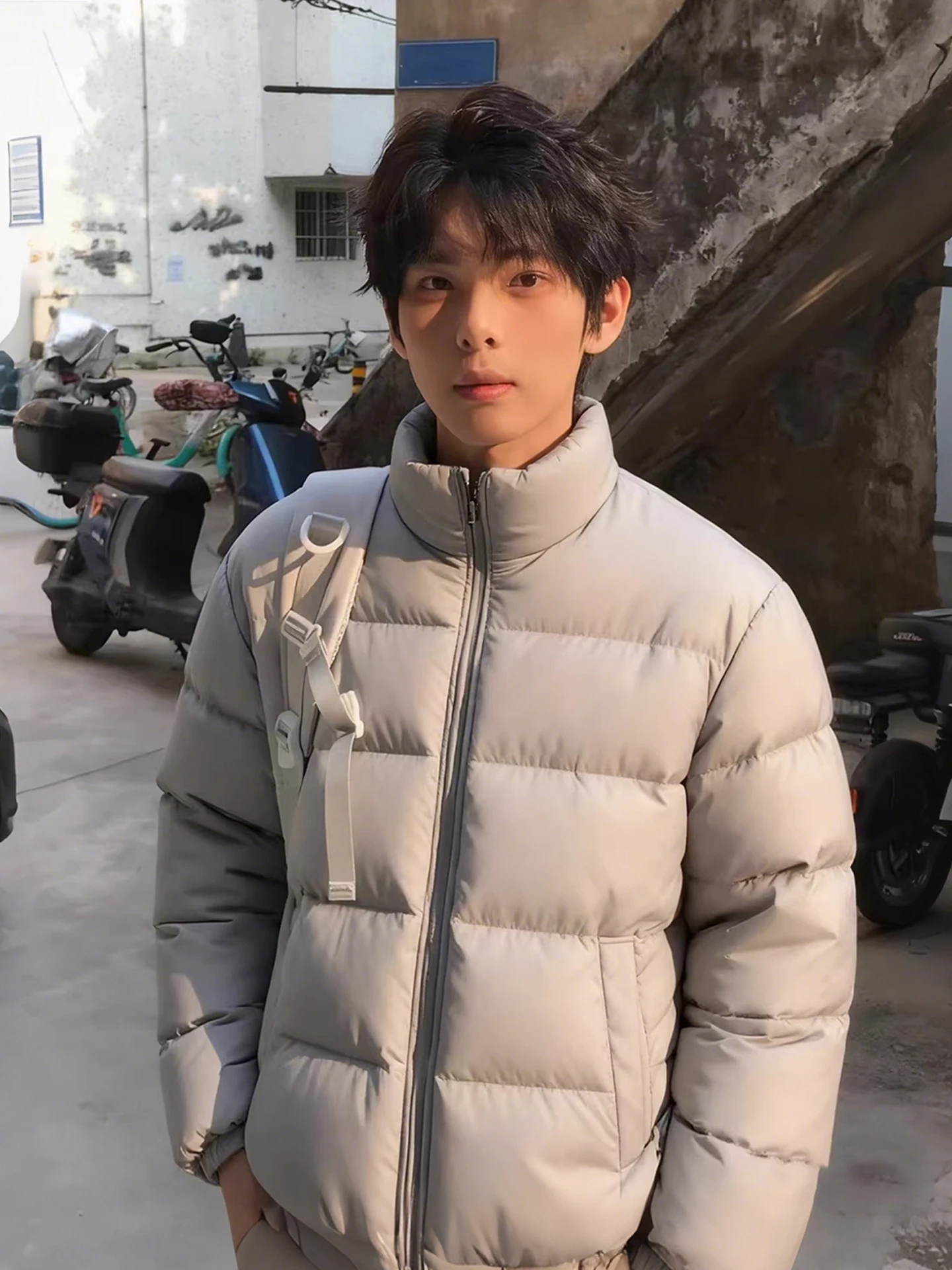 

American Sle ort Thiened Winter Jaet Men's down Cotton Coat Warm Stand Collar Quilted Coat Youth Faion Outerwear