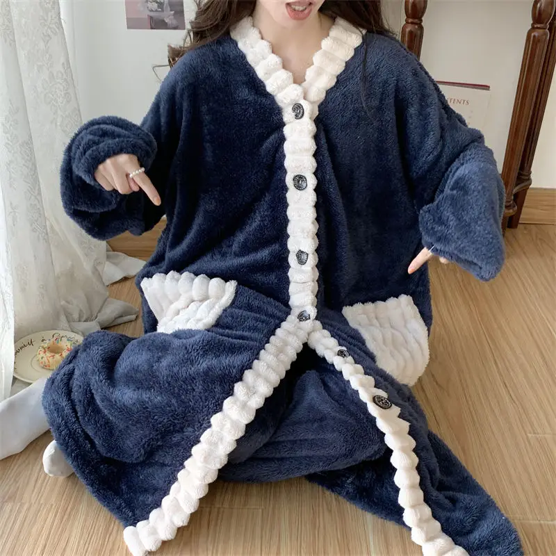 2024 New Pajamas Women's Autumn Winter Coral Plush Loungewear Thickened Student Long Sleepwear Plush Bathrobe 300kg Nightgown