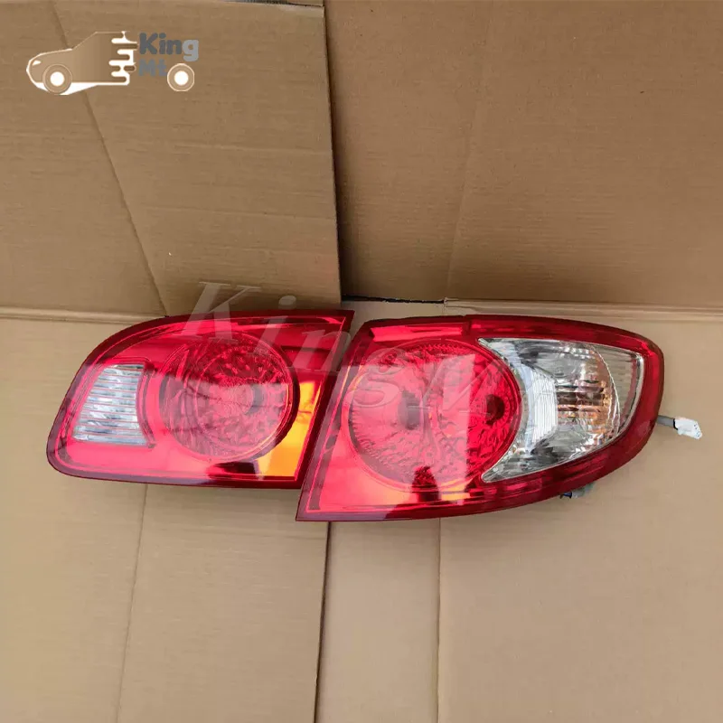 For Hyundai Santa Fe 2.7 01-06 Car Taillight Assembly OEM Style Rear Lamp with Turn Signal Reverse Light Direct Fit Replacement