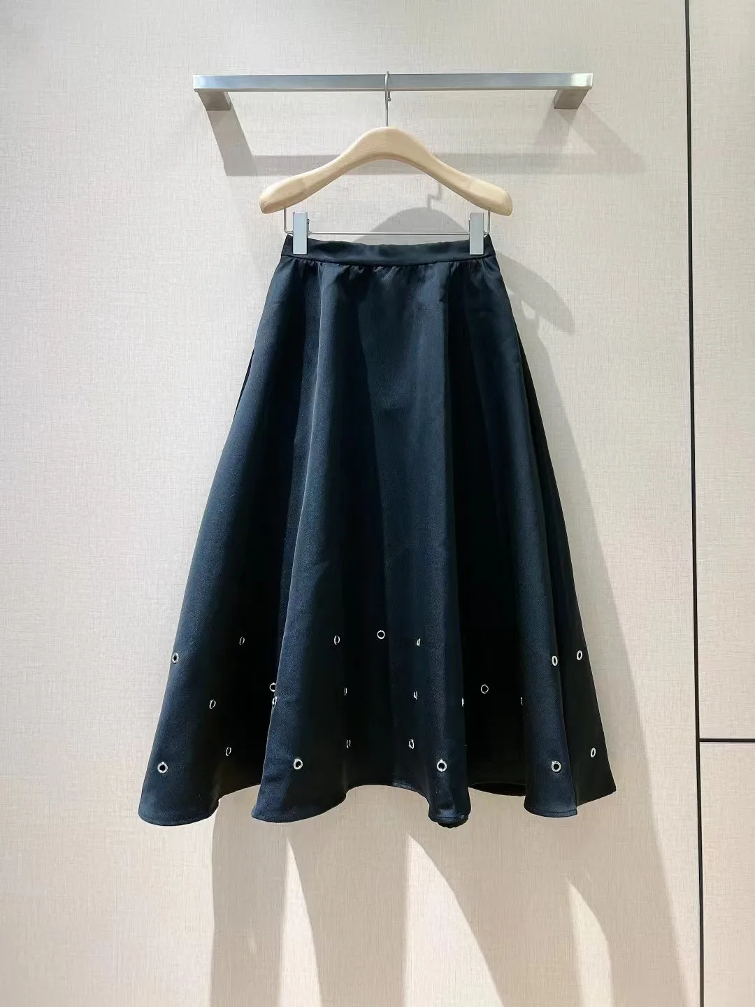 High end customized women's high waisted skirt