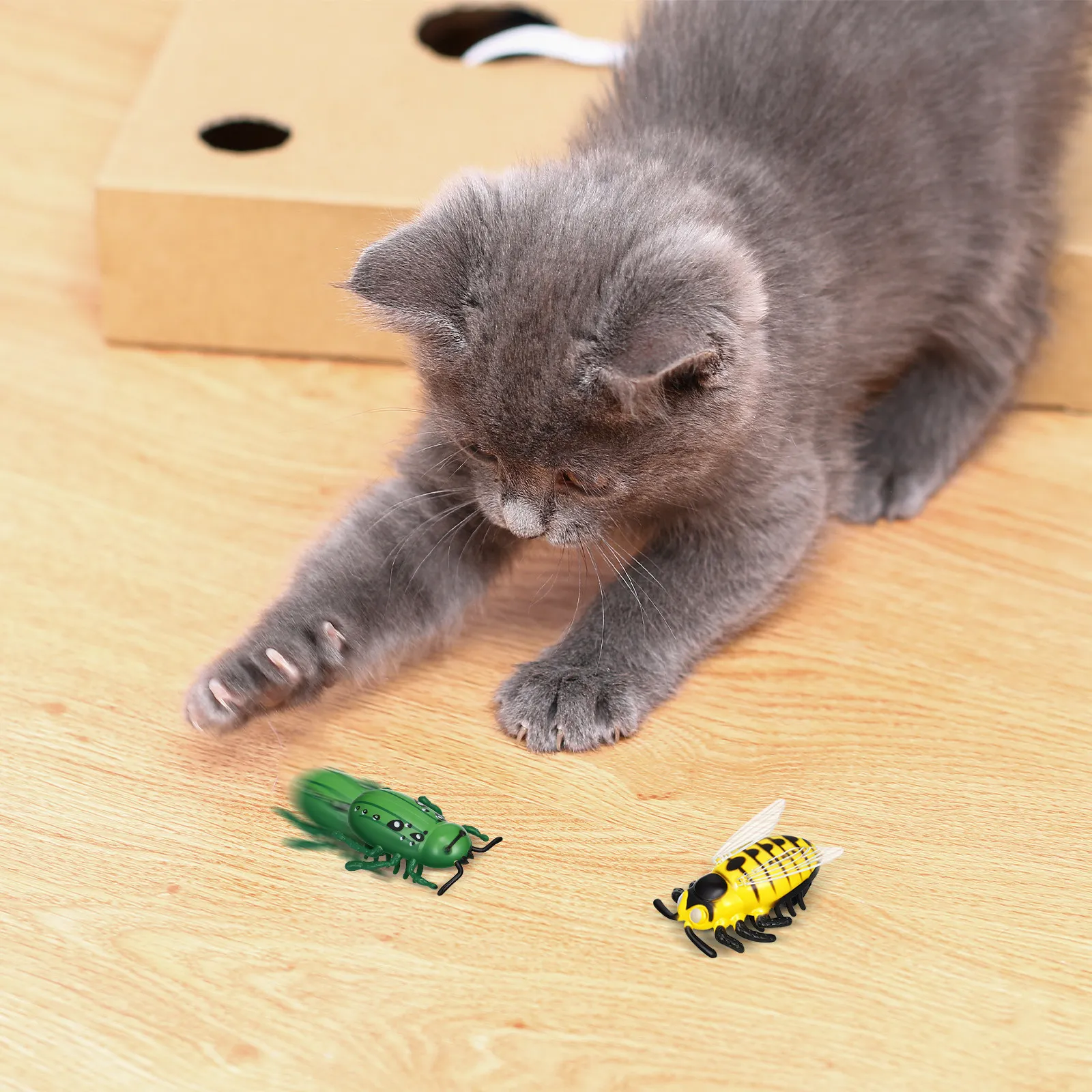 

4Pcs Electric Walking Moving Bugs Simulation Lifelike Auto Interactive Cat Teaser Included Mini Moving Bugs for Kids