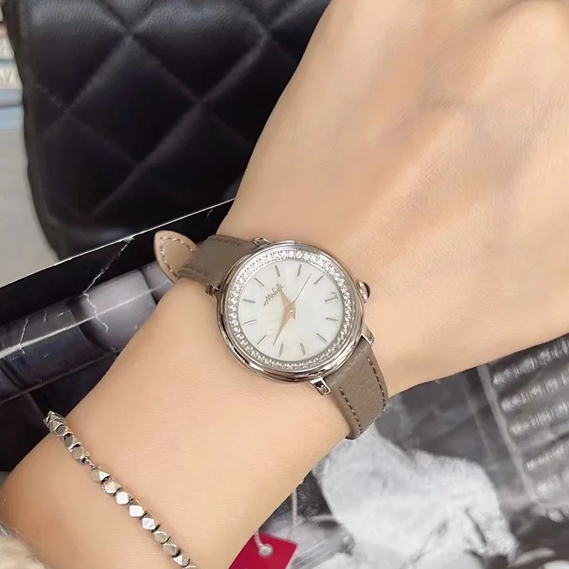 New luxury Fashion Retro Elegant Ladies Watch Trend Student Simple Classic Automatic Waterproof Quartz Watch Birthday Gift