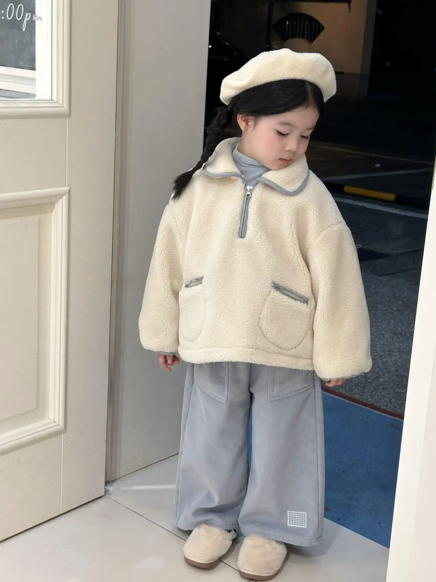 سترة صوف خروف سميكة دافئة وبسيطة كورية شبه سحاب للفتيات الصغيرات غطاء بنطال رياضي مستقيم جميل