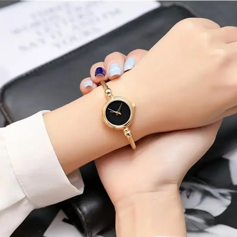 Jam tangan gelang emas kecil wanita, arloji Stainless Steel Retro Quartz