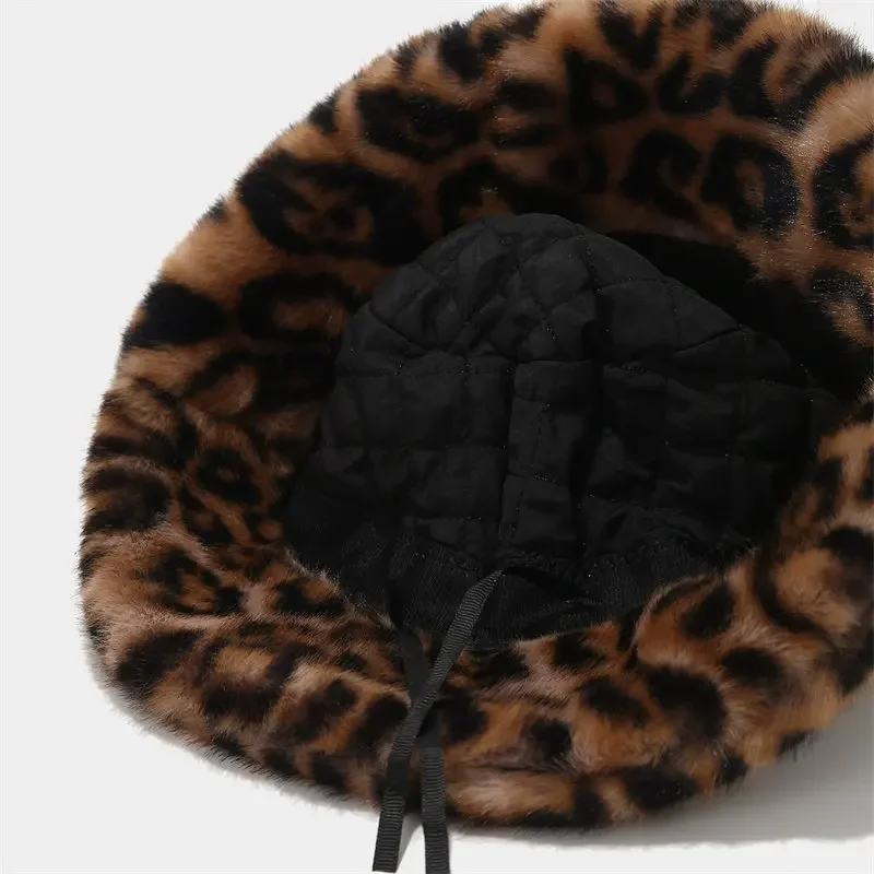 LDSLYJR الشتاء البوليستر طباعة قبعة بحافة صياد قبعة السفر في الهواء الطلق قبعة دافئة القبعات للفتيات والنساء 262