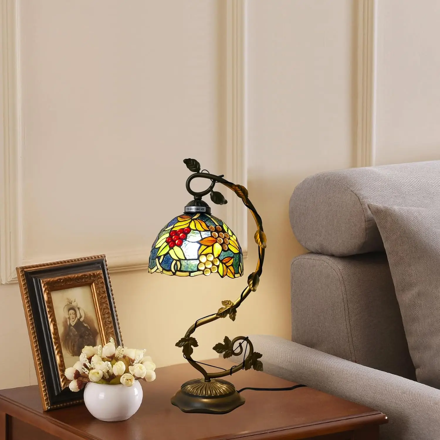 ￥% Table Lamp Blue Grapes Floral Style Handmade Stained Glass Desk  Vintage Reading Lamp
