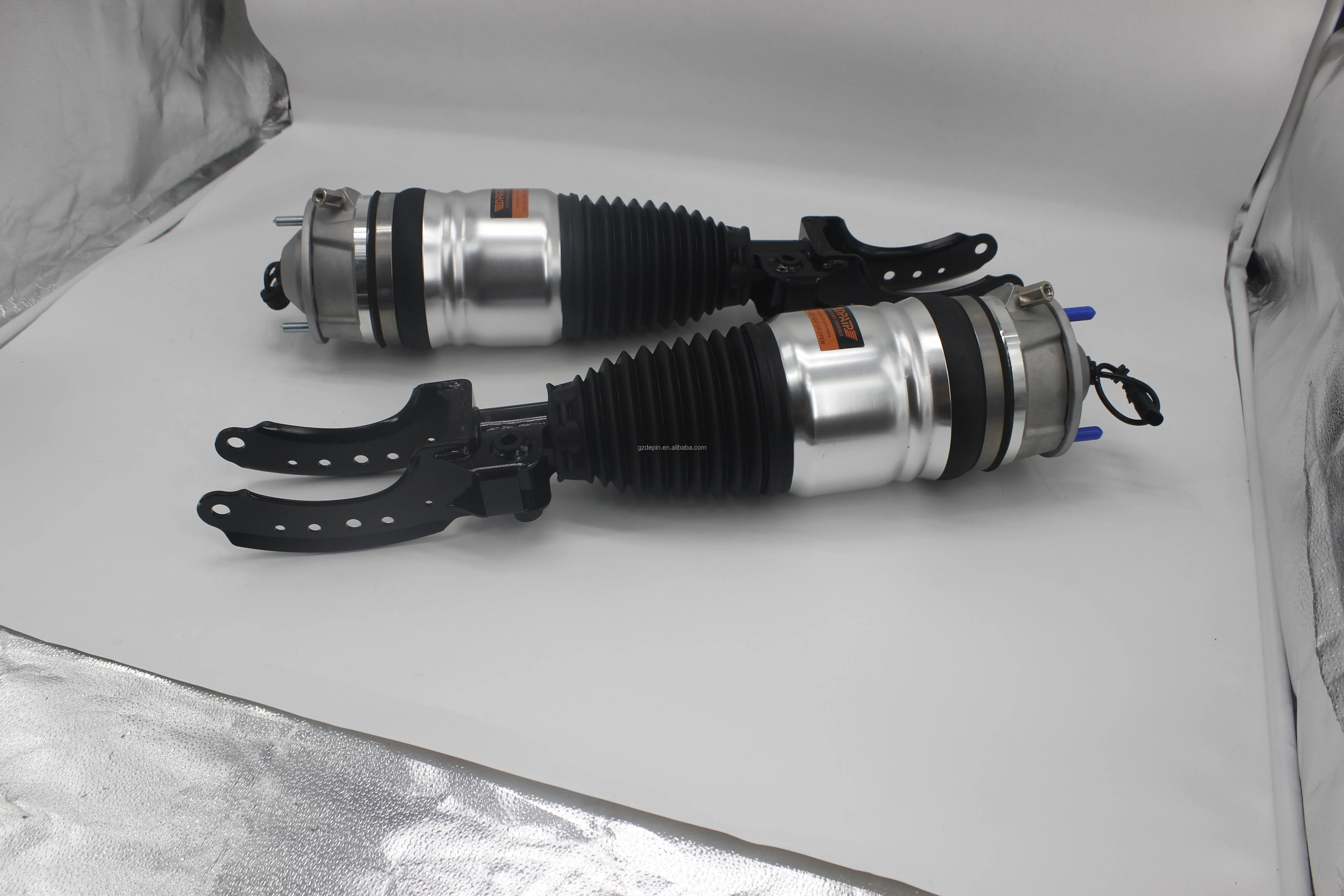 كويلوفر تعليق ممتص الصدمات الهوائي 7P6616039 7P6616040 95835809321 95835809421 لبورشه كايينفو lkswagen طوارق 7P 958 #3