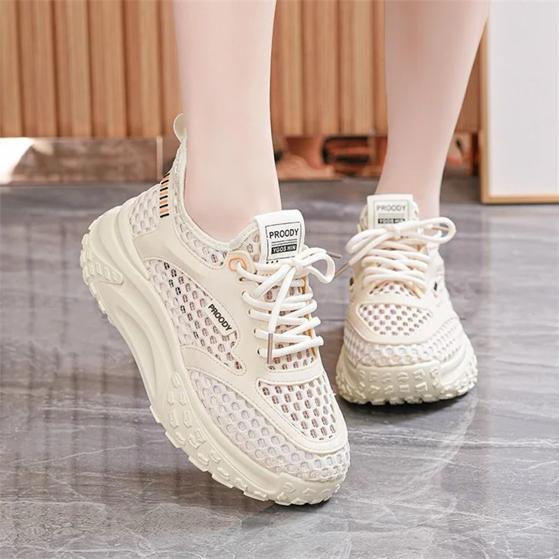 Женские массивные кроссовки, новые летние дышащие спортивные кроссовки с сеткой, женская легкая амортизирующая повседневная обувь на мягкой подошве Женские массивные кроссовки, новые летние дышащие спортивные кроссовки с сеткой, женская легкая амортизирующая повседневная обувь на мягкой подошве