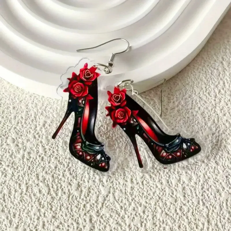 زوج واحد من الأقراط ذات الكعب العالي من الأكريليك الوردي، والأقراط النسائية الرومانسية، وخاصة مناسبة للحفلات وهدايا عيد الحب