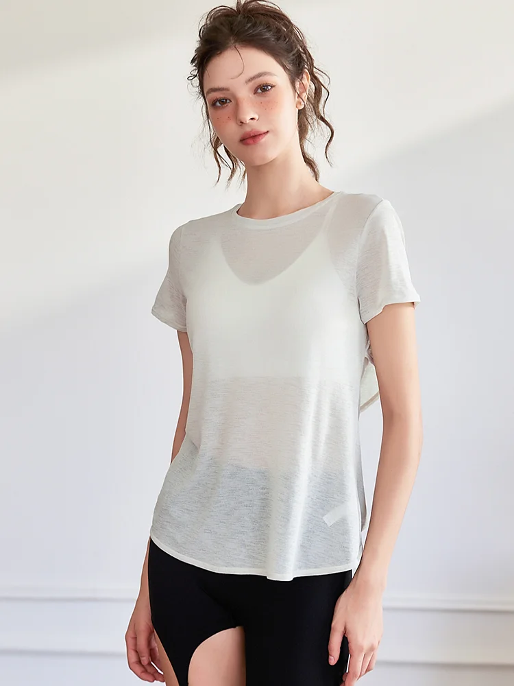 Haut de yoga pour femmes 2025 Nouveau été fin ample à séchage rapide beau Ba ajouré ort Sve Sport T-irt Fitn Wear