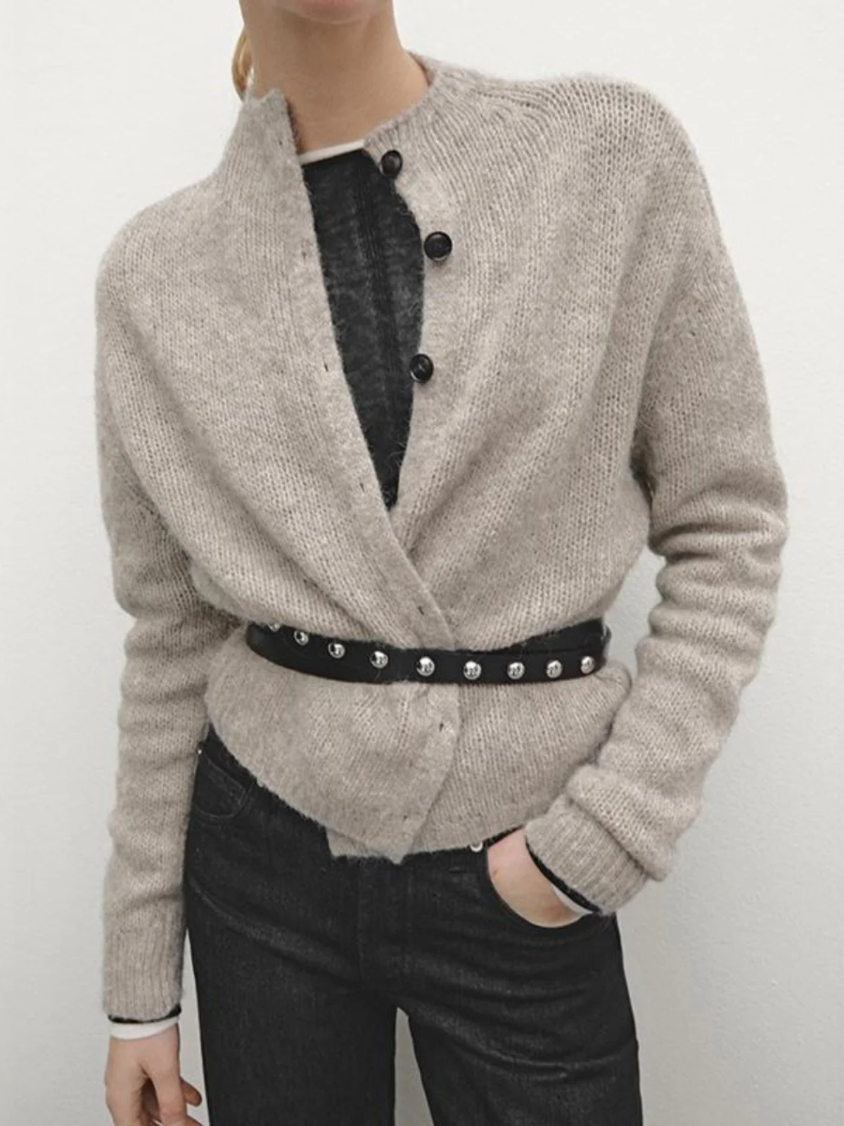 เสื้อสเวตเตอร์ไหมพรมผู้หญิง แขนยาว คอสูง แบบเปิดด้านหน้า สไตล์ลำลอง เหมาะสำหรับใส่ไปทำงาน รุ่นใหม่ล่าสุดสำหรับฤดูใบไม้ร่วงและฤดูหนาว...