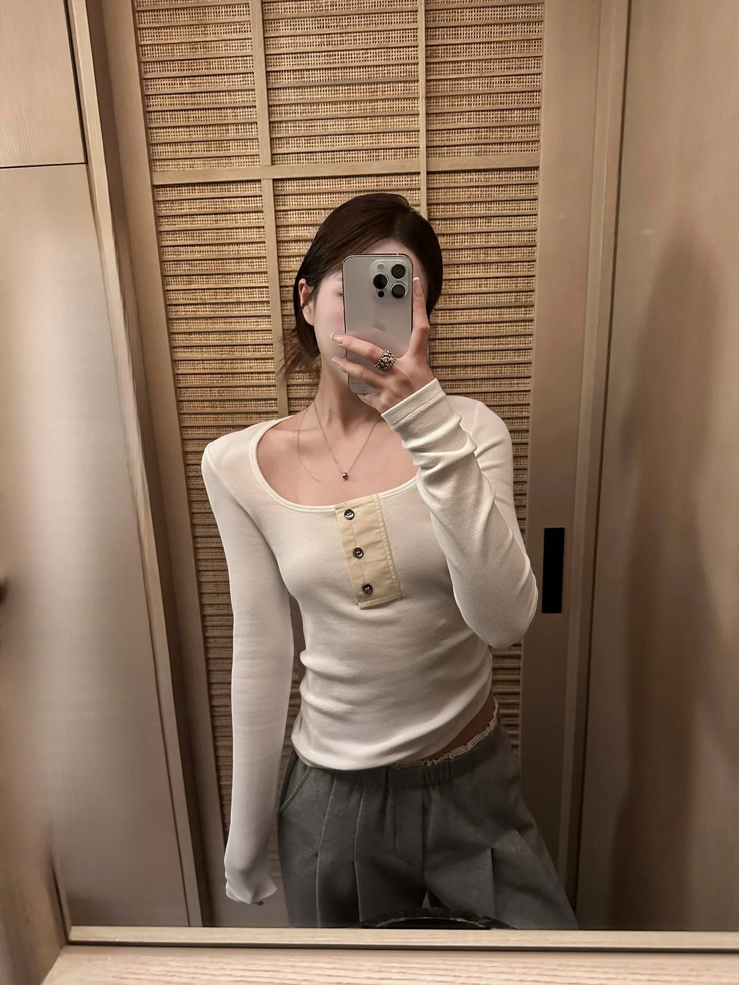 

Повседневная женская футболка с длинным рукавом, квадратным вырезом, на пуговицах, из смесового хлопка, дышащая, комфортная, летняя, базовый слой