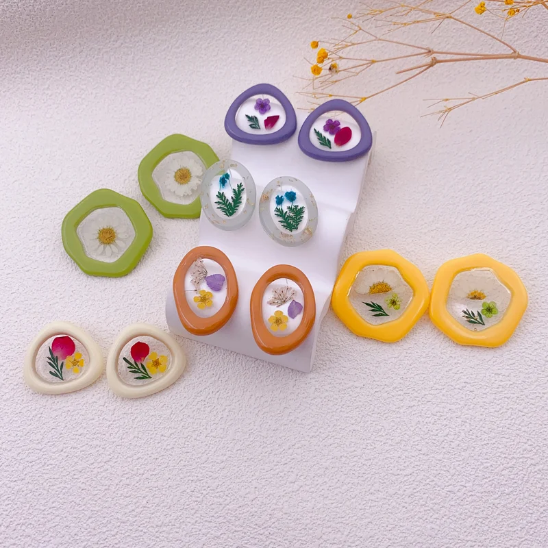 Minar New Chic Multicolor Dye Real Flowers Acrylic Resin Earring for Women Oval Geometric Irregular Drop Earrings Daily Jewelry