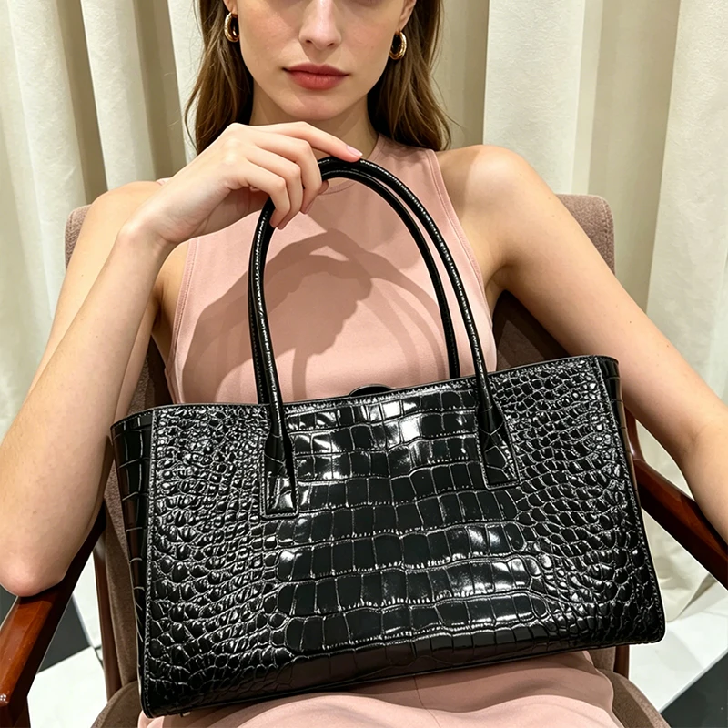 حقيبة يد فاخرة بنقش جلد التمسا - مراجعة Luxury Bags Coach وسعره