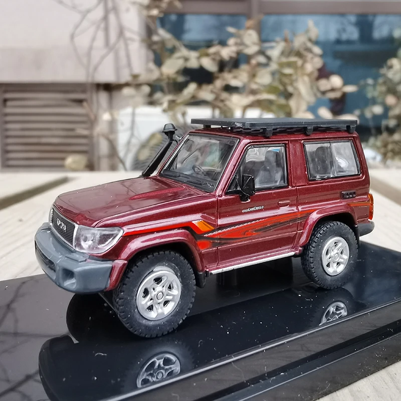 Diecast 1/64 Size Toyota Model Car Land Cruiser 70 Series Alloy Car Model Collection Display Hobby Original Box