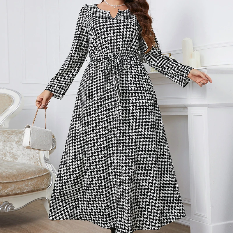 Della Mel Plus Size Dresses for Women 2022 Casual Vintage Print Black Long Sleeves Maxi Dress Elegant  Large Size  Party Dress