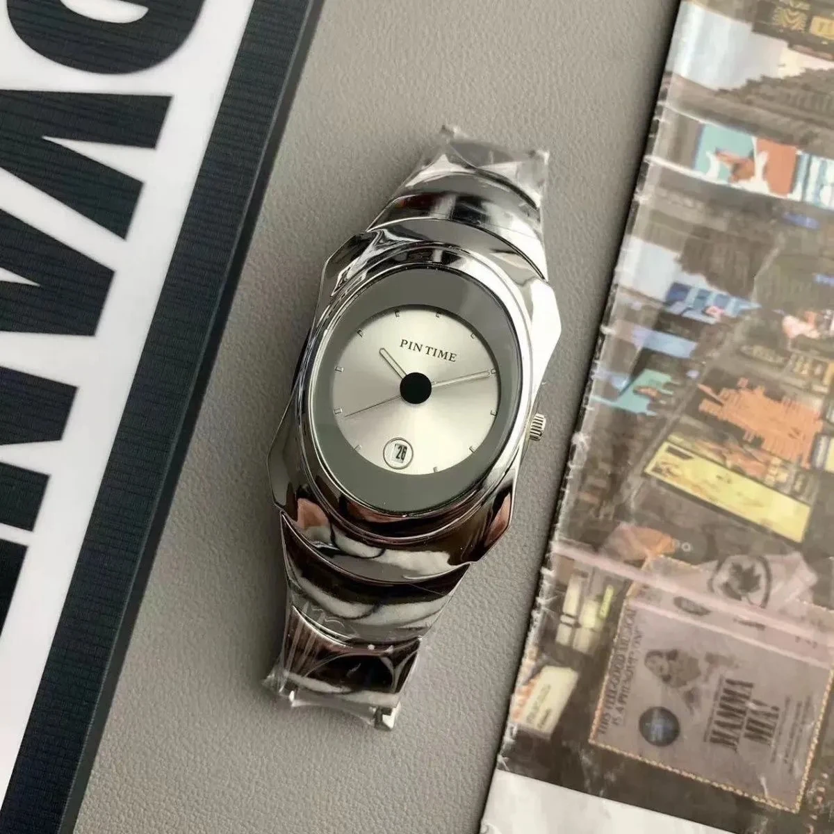 Men's Fashion Watch Unique Timed Bomb Dress Retro Simulation Quartz Watch Luminous Hand Waterproof Automatic Date Clock Repair Gift