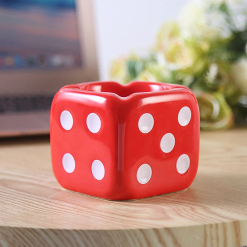 European Dice Ashtray Personalized And Creative Dice Ceramic Ashtray Fashionable Home Decoration Ornament Desk Accessories Gift