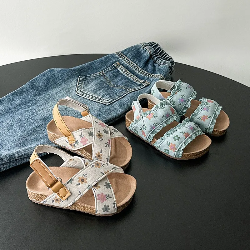 Sandálias Infantis Casuais com Estampa Floral Doce para Meninas, Sapatos de Praia com Dedos Abertos, Nova Moda 2026, Sapatos de Princesa para Crianças com Fecho de Velcro e Sola Macia