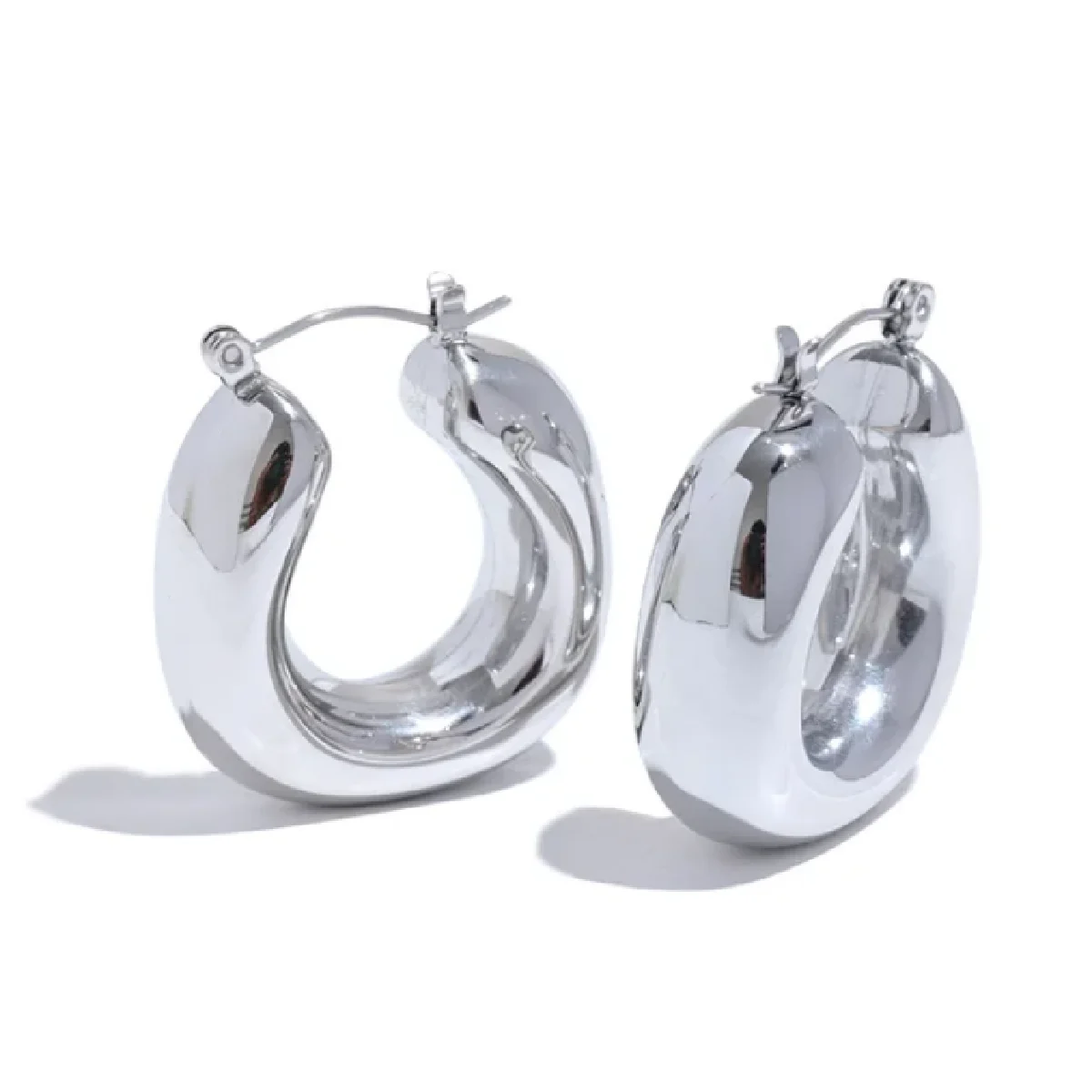 Vintage 18K Gold Plated Waterproof Stainless Steel U Shape Earrings Metal Casting Trendy Jewelry Party Gift