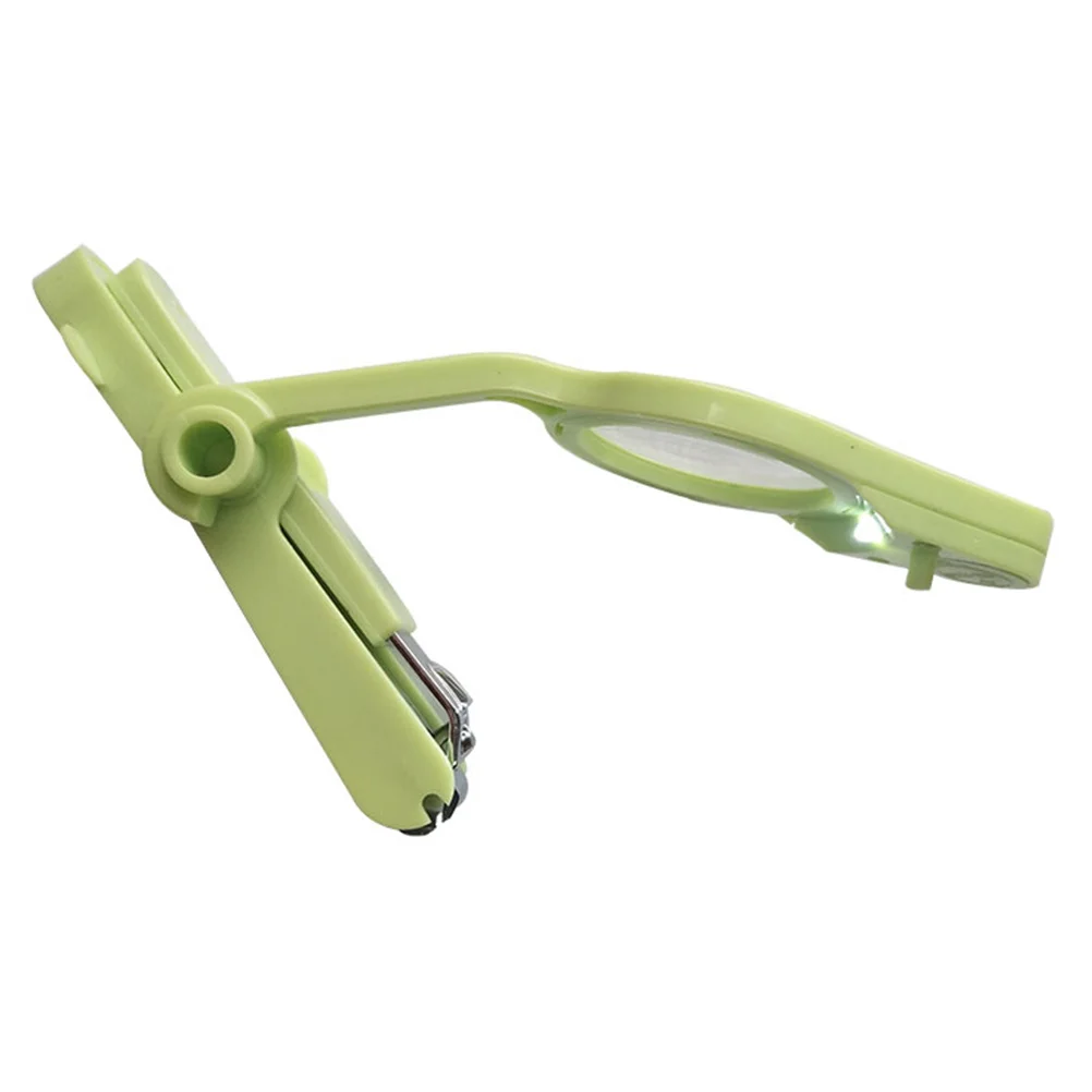 

Baby Nail Clippers Green Light Magnifier Design Safe Newborn Nail Trimmer Care Tool Compact Lightweight for Babies Children