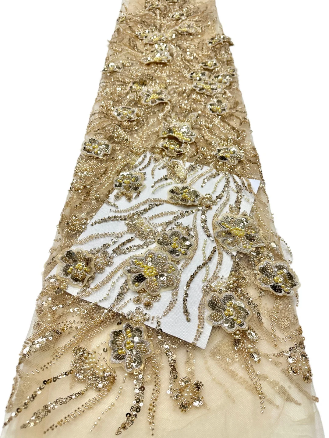 

2026 Latest African 3D Flower Lace Fabric Dubai Sequins Tulle Lace Fabric Embroidered Applique Nigerian Fabric For Sewing