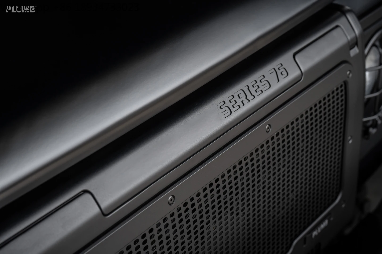 سلسلة PLUMB 76 لسيارة Land Rover Defender Grille مادة الألومنيوم للمدافع 90/110/130