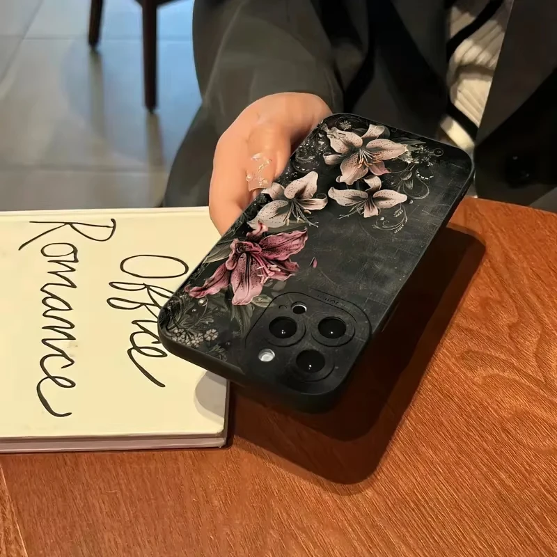 Flower Vintage Floral Black Background Shockproof Phone Case For iPhone 11 12 13 14 15 16 Pro Max XS X XR 7 8 Plus 16e 16 Cover - náhled 4