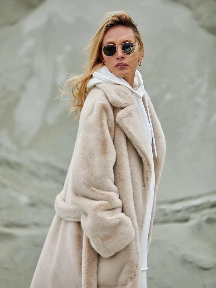 Female Winter Fur Overcoat Lapel Loose Warm Long Sleeve Luxury Streetwear Ladies Faux Fur Outwear 2025 New Long Plush Coat