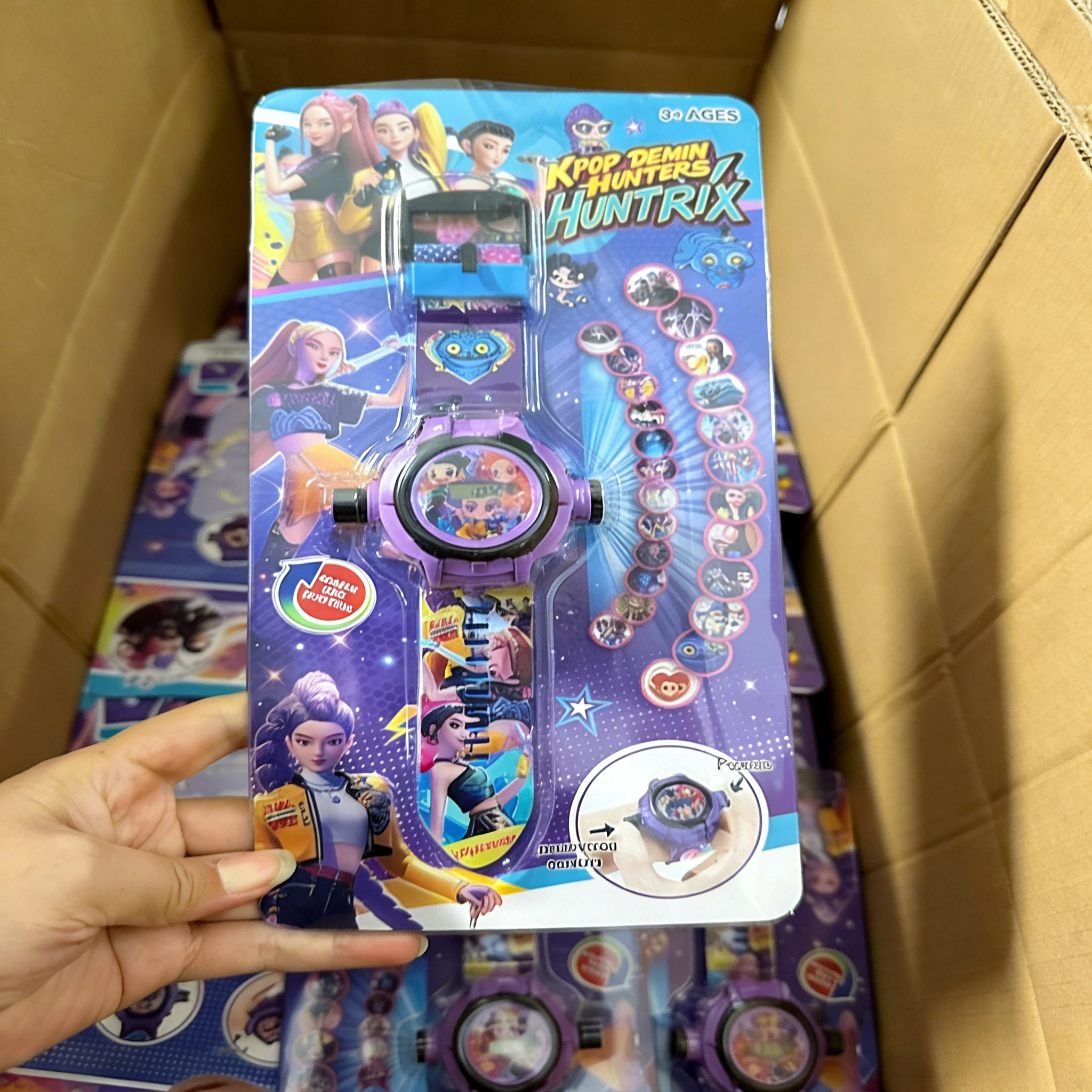 kpop الساحرة الصيادة فرقة 24 نمط ثلاثية الأبعاد ساعة الإسقاط سونيك عمل الشكل الاطفال الوجه ساعة العارض لعبة هدايا أعياد ميلاد للأطفال #3