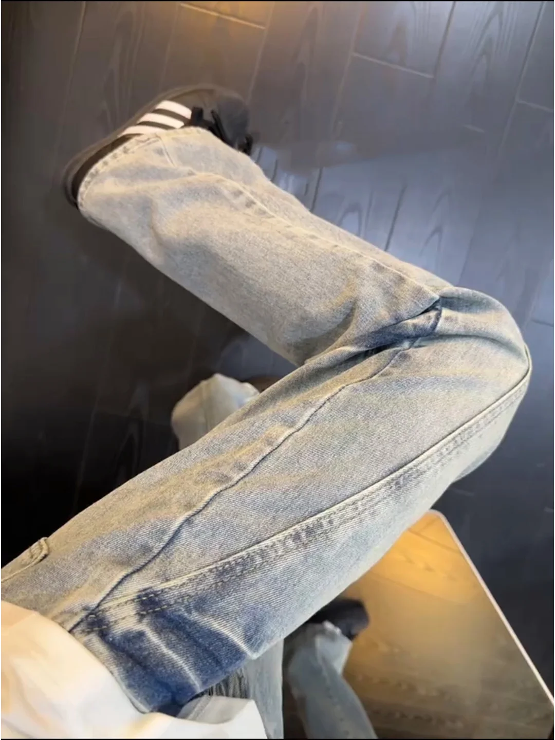 

Light Blue Washed Men's Denim Jeans Straight Leg Lightning Pattern CleanFit Vintage American Style Autumn Casual Pants
