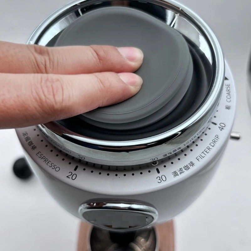 Strumento per pulizia del macinino da caffè Macinacaffè Tramogge per chicchi caffè Aeratore per caffè Dropshipping