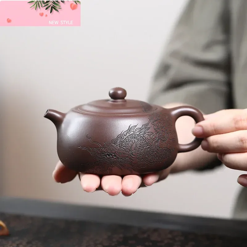 

170 мл китайский чайник Исин из фиолетовой глины, чайник ручной работы с рисунком дракона, чайник для красоты, заварочный чайник, сырая руда, чайный сервиз Цзыша, чайная посуда