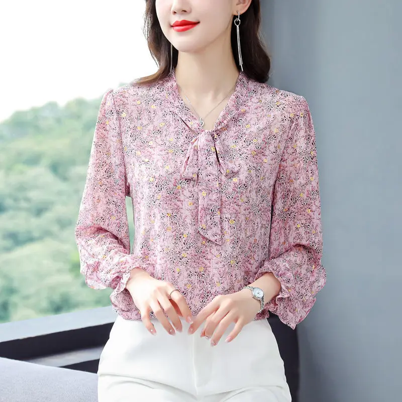 Blusa informal de gasa con estampado de leopardo para mujer, camisa de manga larga con cuello de pico y lazo, Top holgado elegante de moda coreana