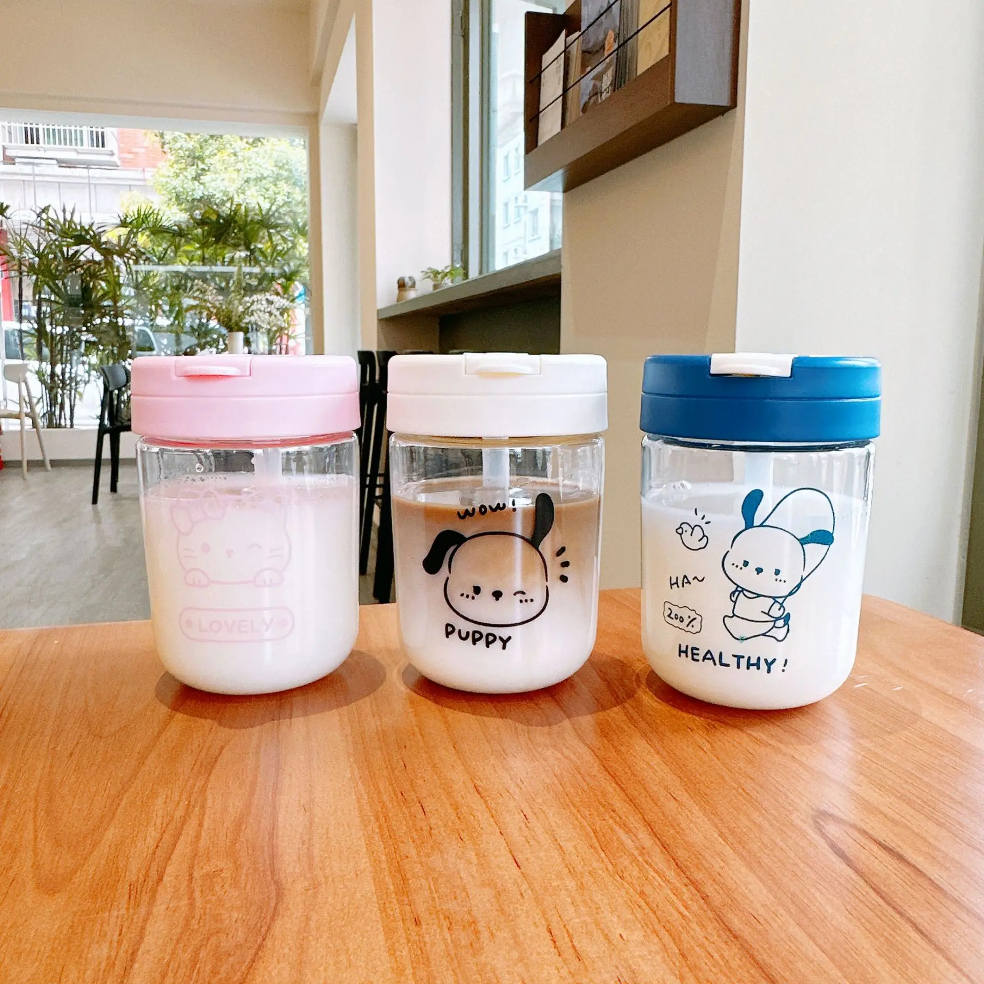 Cute New Sanrio Pochacco Plastic Water Cup Student Girl Simple Hello Kitty Straw Cup Portable Mini Girl Water Bottle Gift