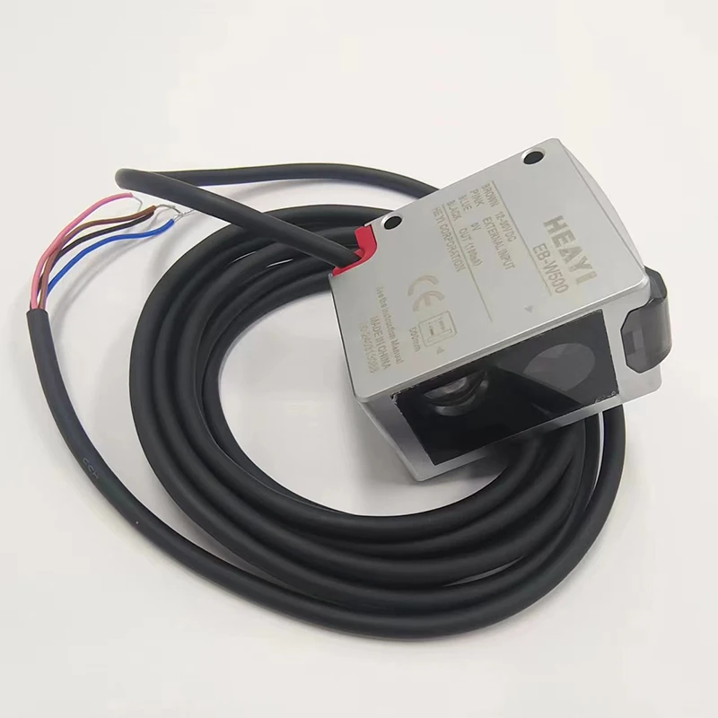 color mark sensor White LED light source, Long sensing distance, can stably detect differences in color or appearance