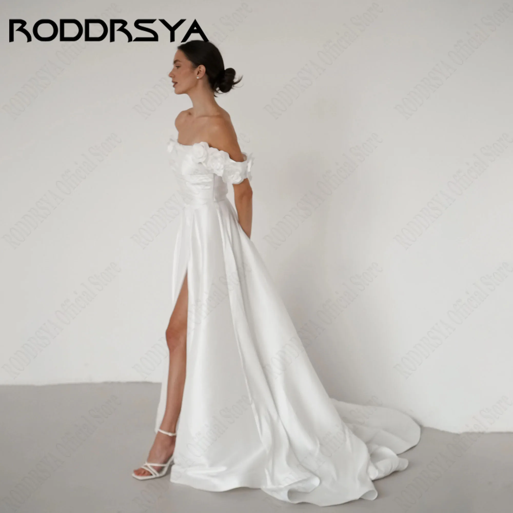 RODDRSYA Satin 3D Flowers Wedding Dresses Off Shoulder A-Line Side Slit robe de mariée Strapless Simple Bride Gowns Customized