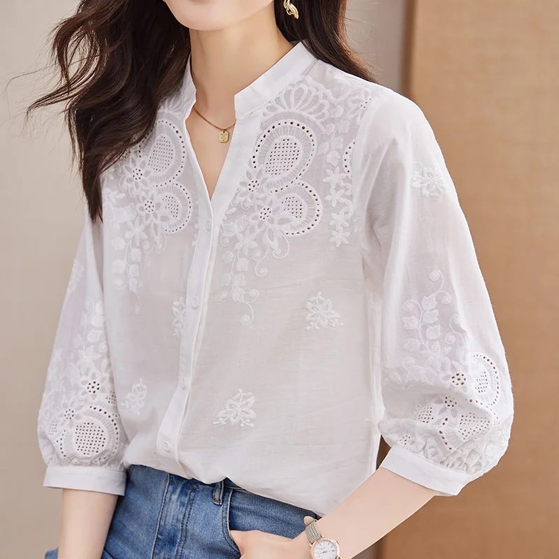 V-neck Embroidered Cotton Blouse Women Summer Flower Hollow White Shirt Casual Short Sleeve Vintage Tops Loose Slim Shirt 27227