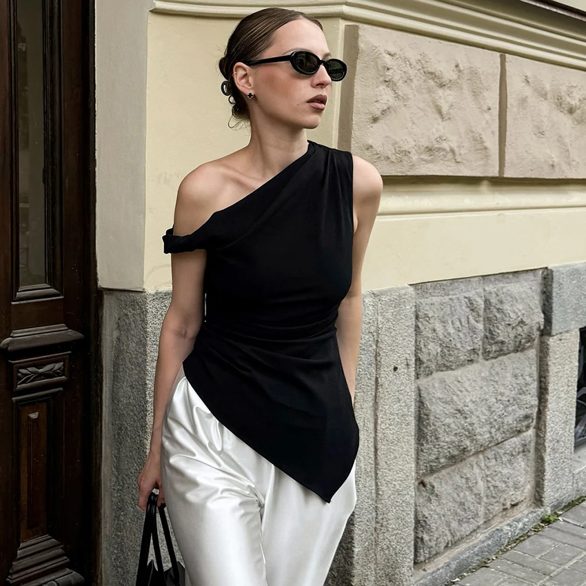 

Linad Sexy Black Slant Collar Tank Top Street Chic Sleeveless Irregular Vest Female Spring Casual Solid Ladies Tops 2026 New