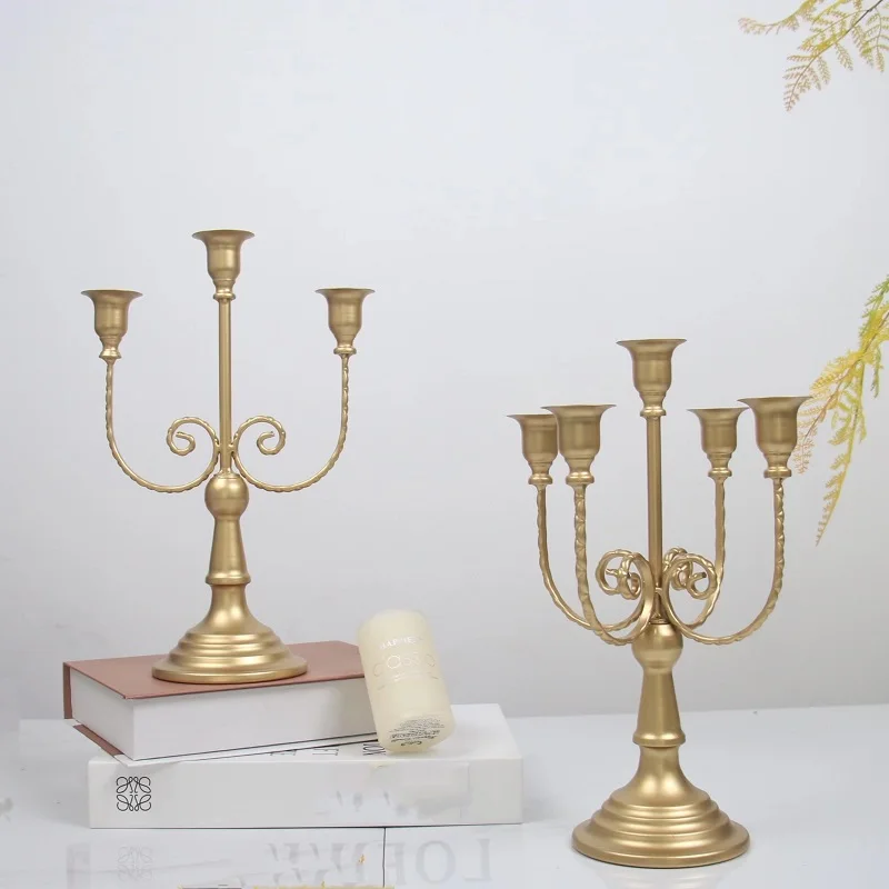 European style golden candlestick wedding Valentine\'s Day table props Christmas decoration candle cup iron candle holder