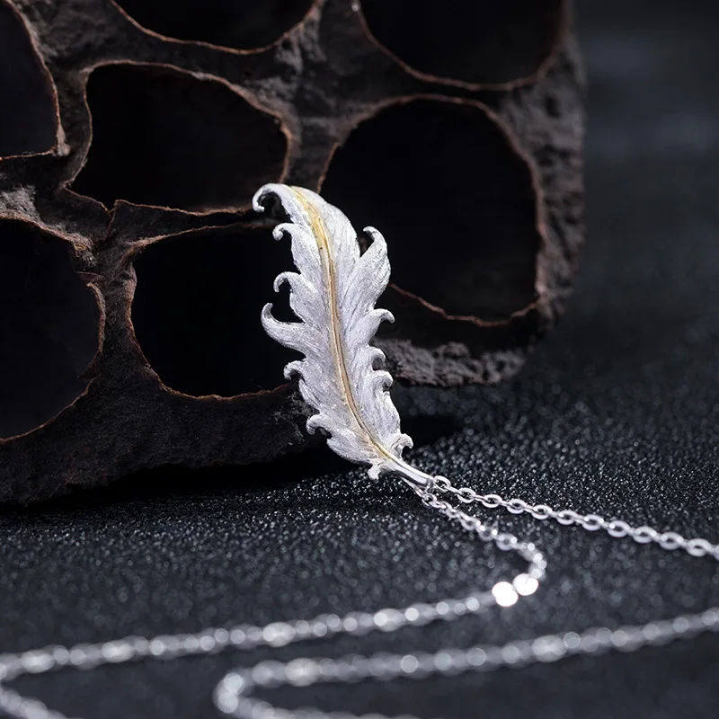 

Classical Golden Feather Necklace Collarbone Chain, Handcrafted S925 Silver Necklace, Minimalist Ins Necklace, Women's Jewelry