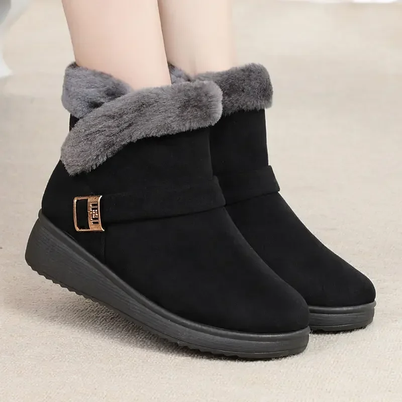 Botas de nieve de piel gruesa para mujer, zapatos de felpa, botines Retro, zapatos informales para mamá, talla 43, Invierno