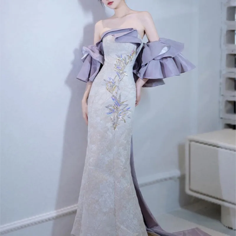 보라색 체스트 탑 피쉬 테일 토스트, 스몰 디너 호스트, 달콤한 원피스